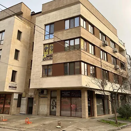 Vip House захир- таня