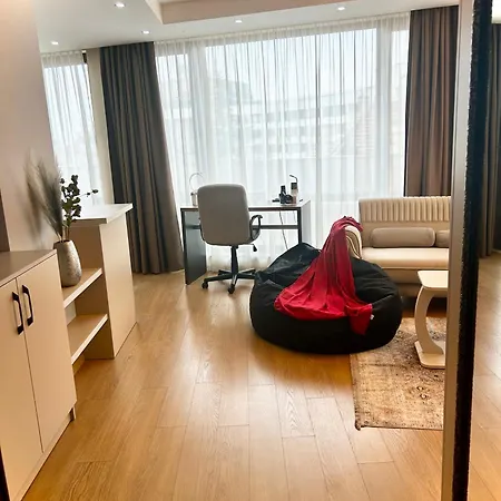 Apartment Vip House захир- таня *