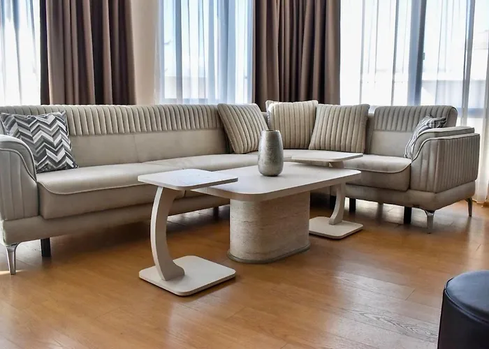 Apartament Vip House захир- таня Kazanłyk