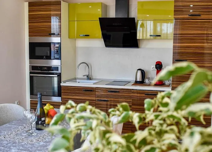 Vip House захир- таня