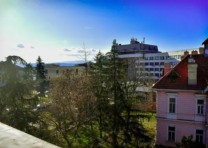 Vip House захир- таня